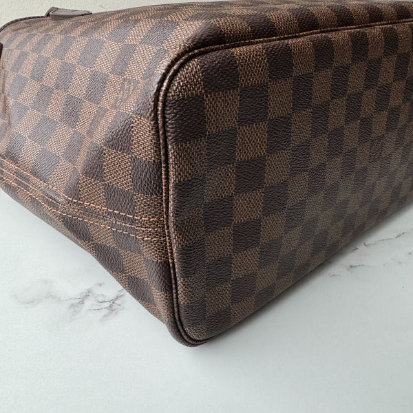 Louis Vuitton Neverfull MM