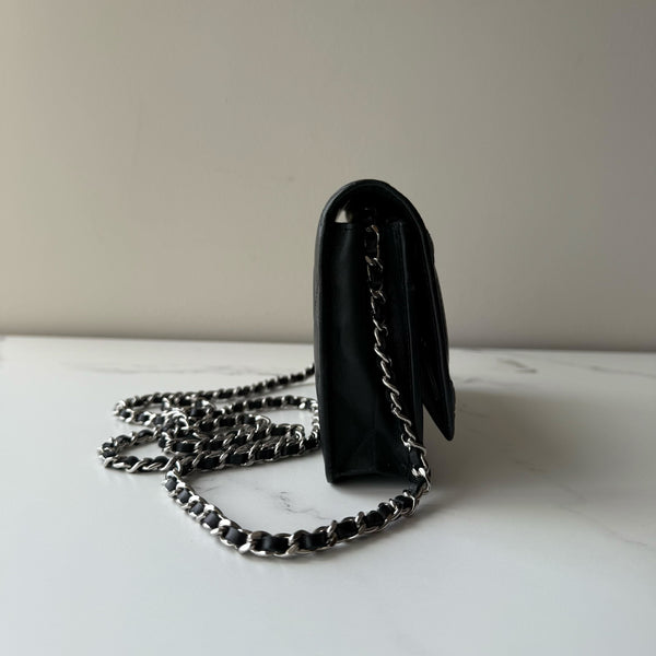 Chanel Wallet on Chain