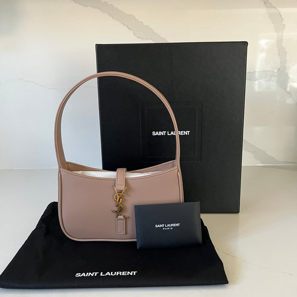 Saint Laurent Mini 5 A 7