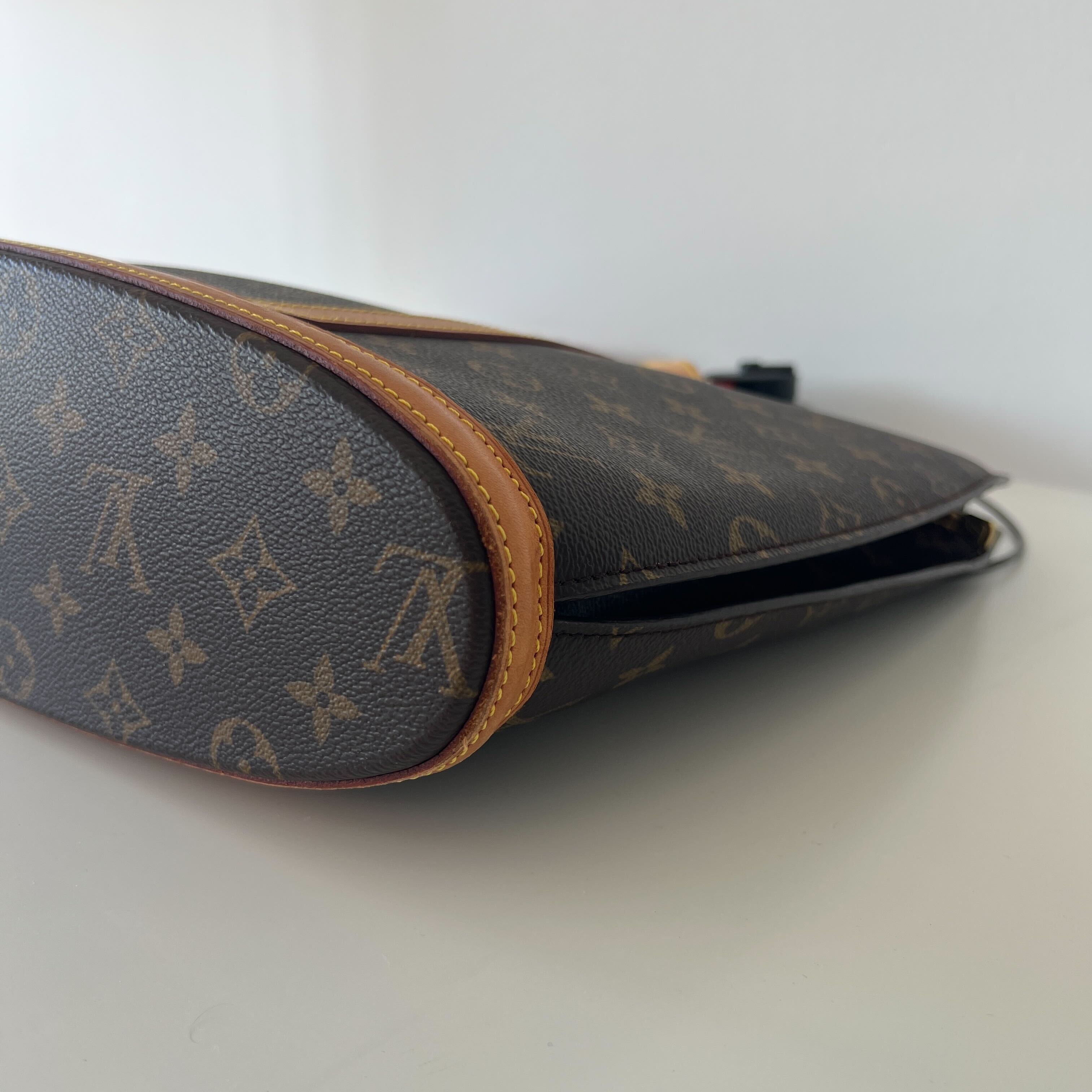 Louis Vuitton Babylone Tote