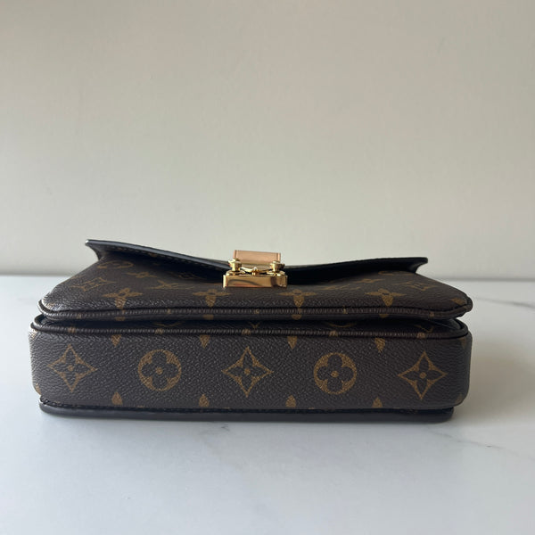Louis Vuitton Pochette Metis East West