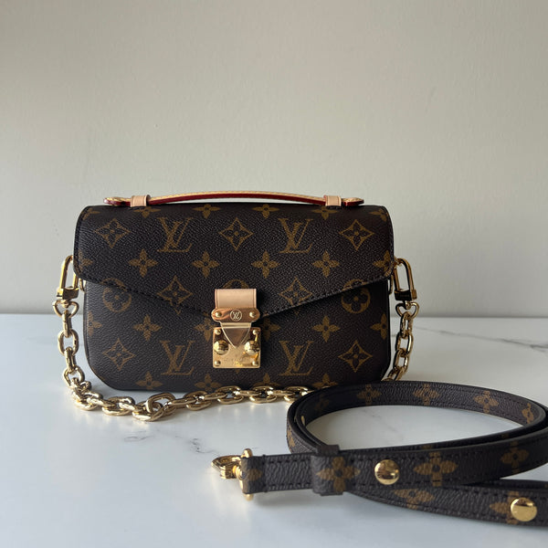 Louis Vuitton Pochette Metis East West