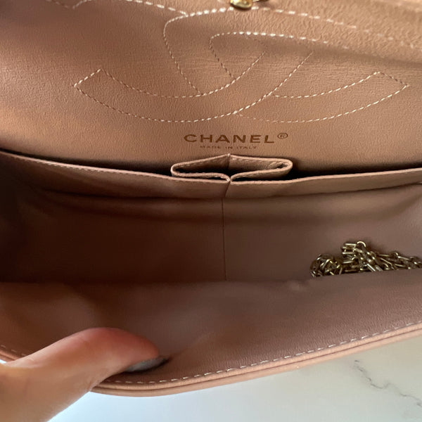 Chanel Reissue 226