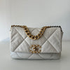 Chanel 19