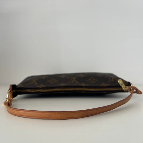 Louis Vuitton Pochette Accessories