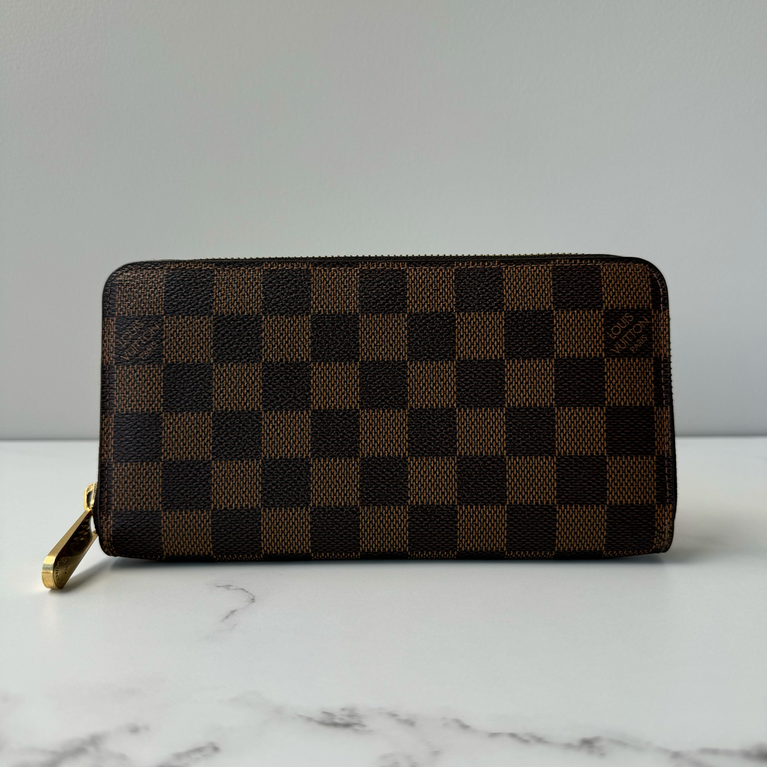 Louis Vuitton Zippy Wallet