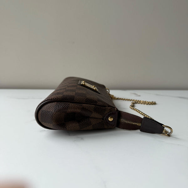 Louis Vuitton Eva Clutch