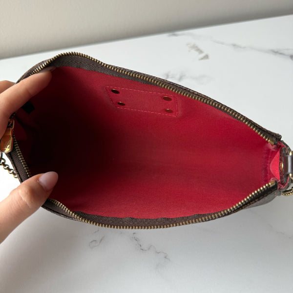 Louis Vuitton Eva Clutch