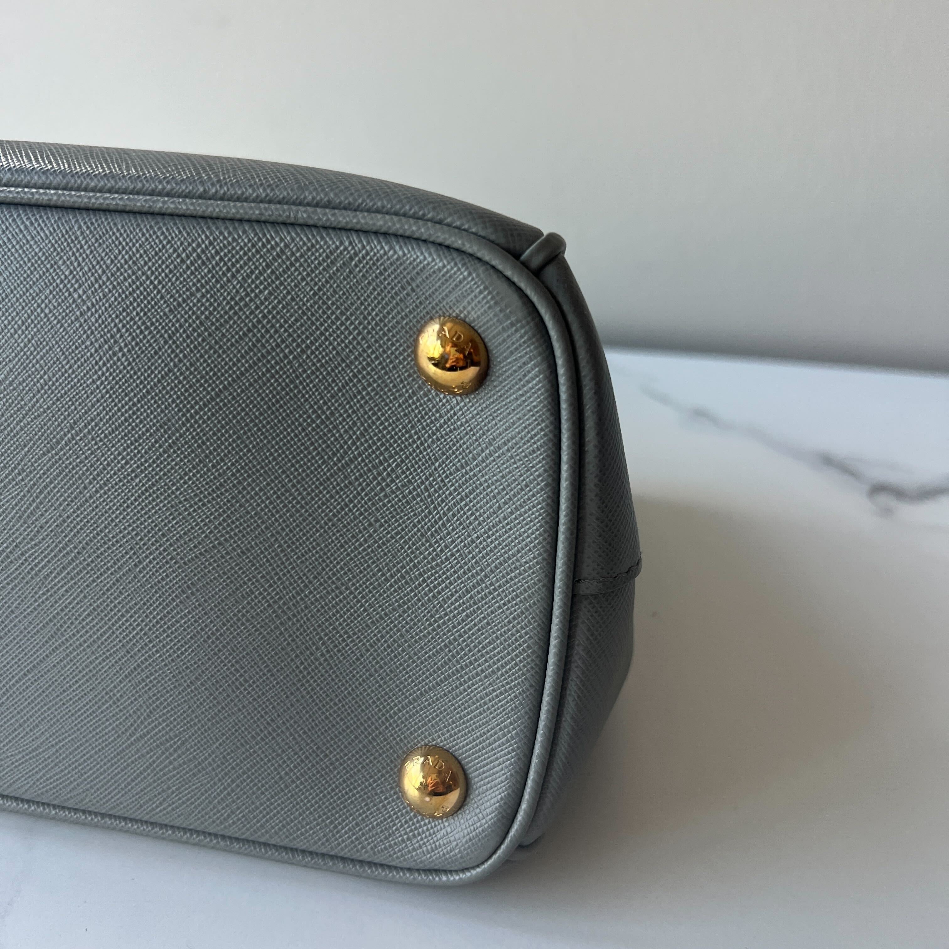 Prada  Galleria Saffiano Tote