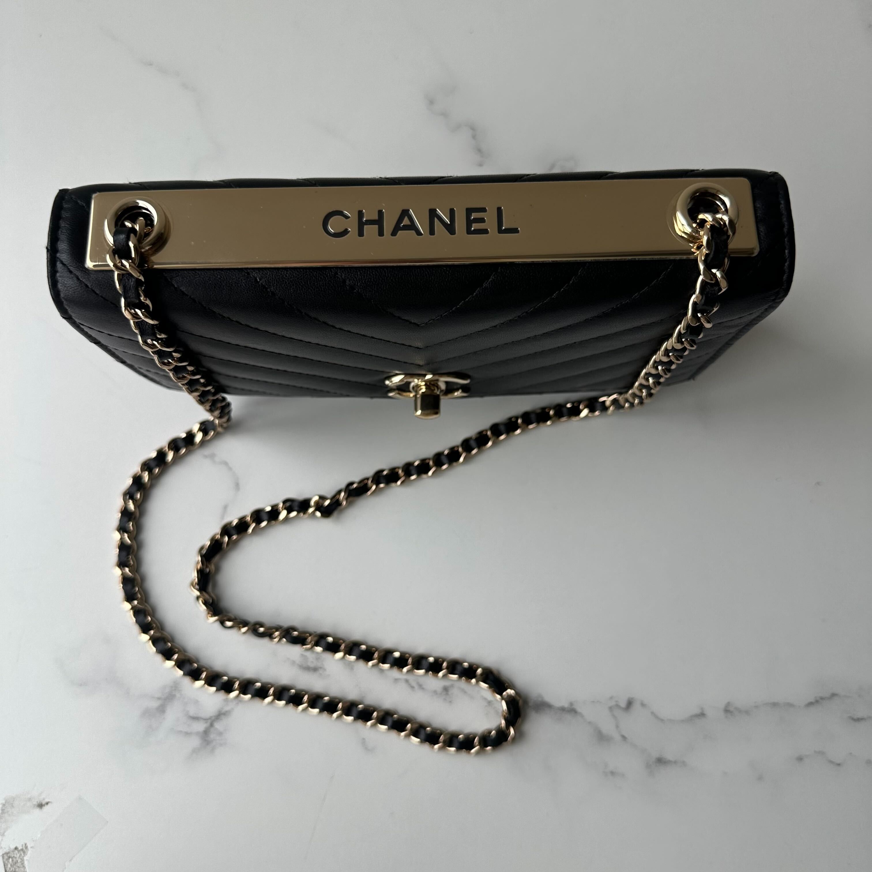 Chanel Trendy CC Wallet on Chain