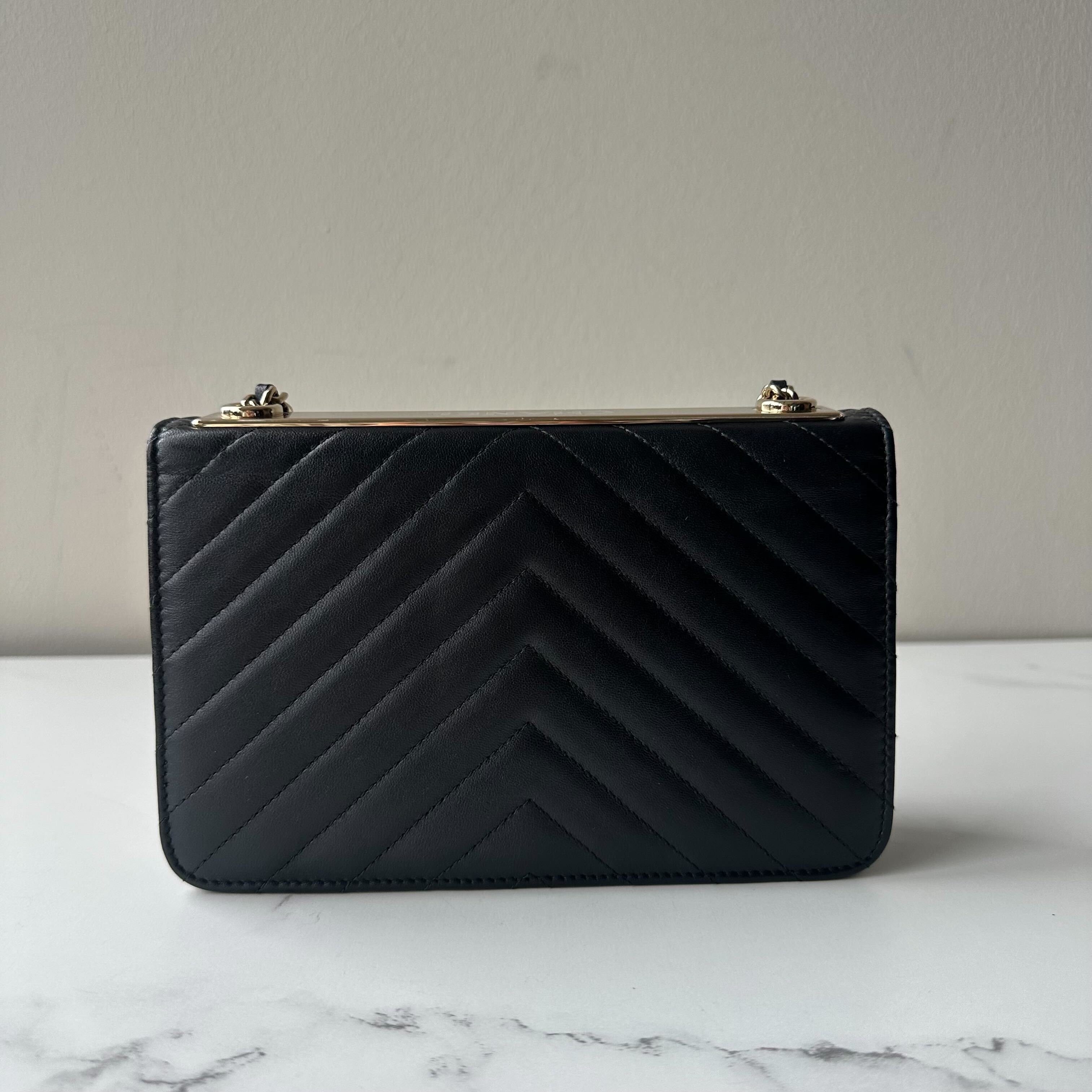 Chanel Trendy CC Wallet on Chain