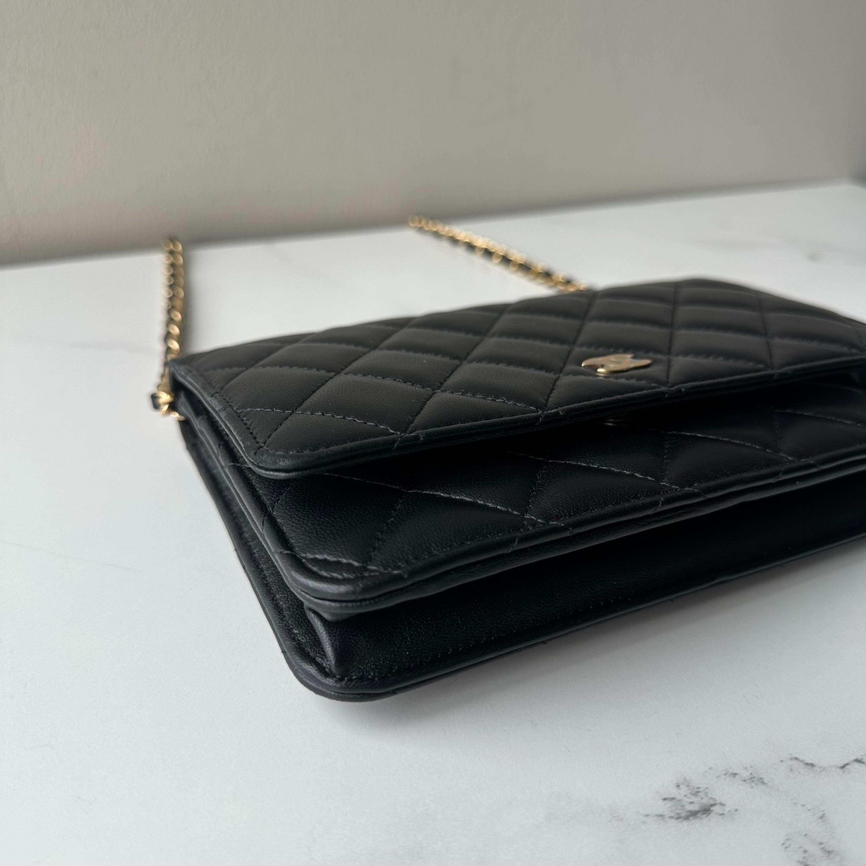 Chanel Wallet on Chain