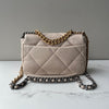 Chanel 19