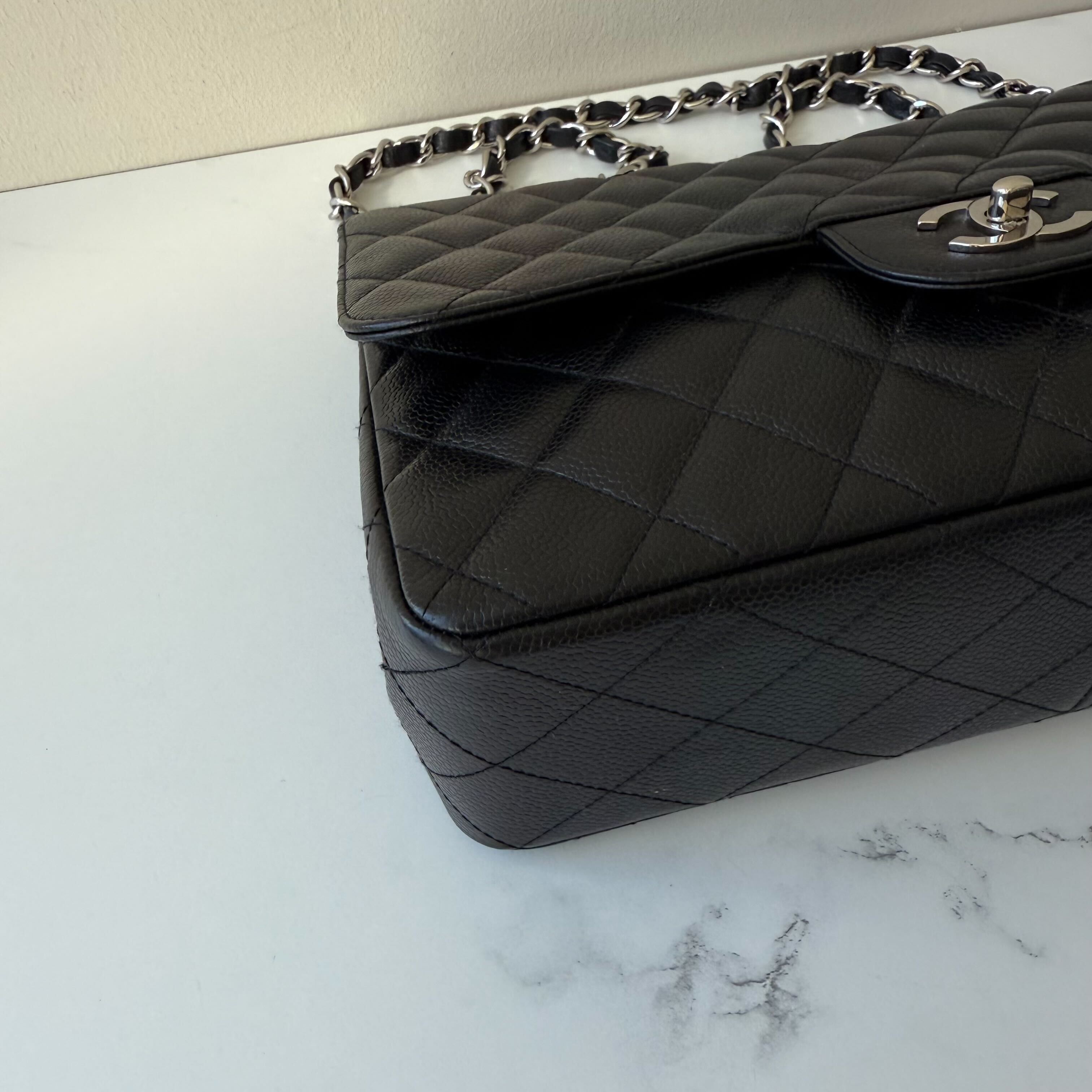 Chanel Classic Flap Jumbo