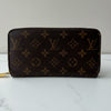 Louis Vuitton Zippy Wallet