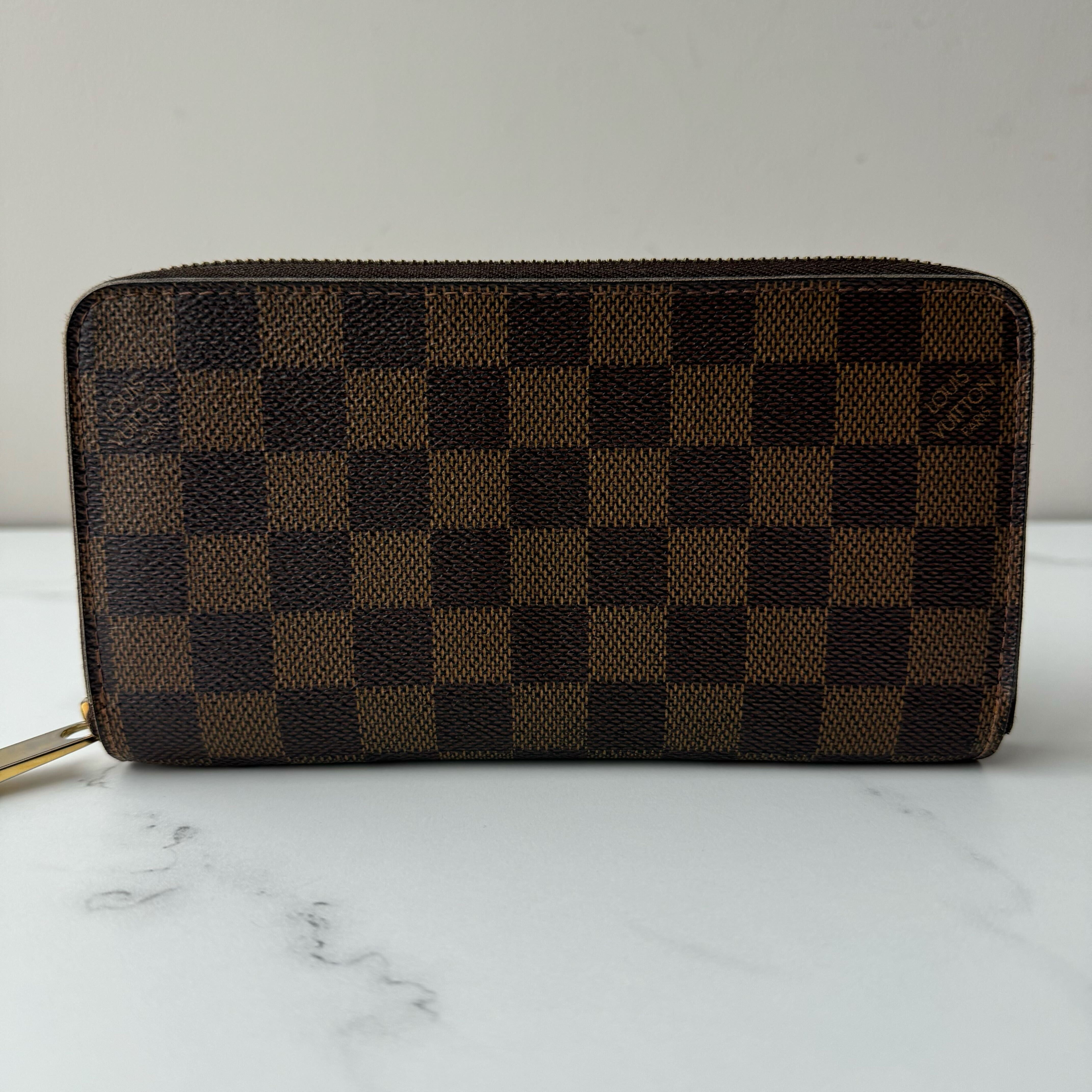 Louis Vuitton Zippy Wallet