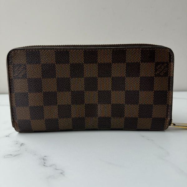 Louis Vuitton Zippy Wallet