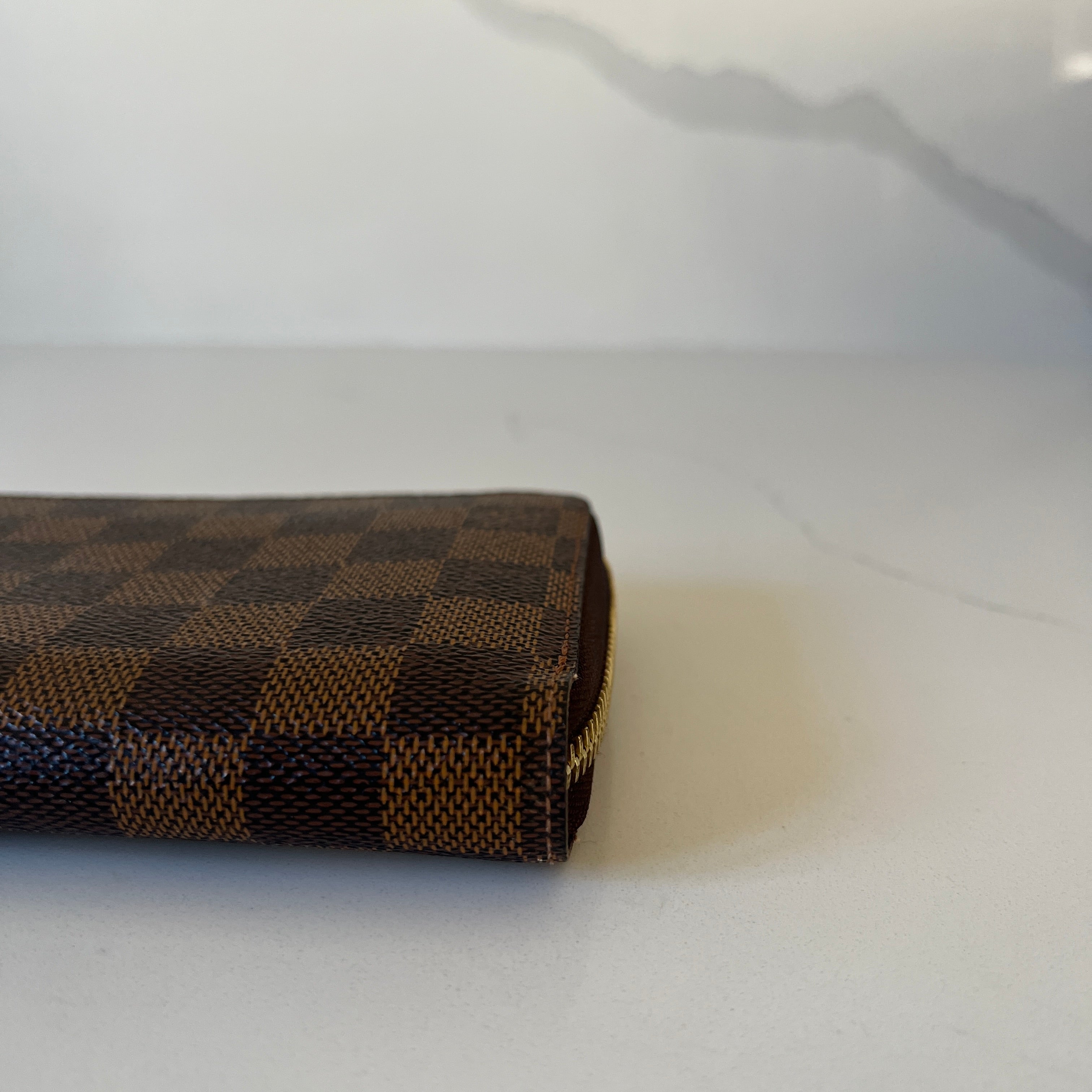 Louis Vuitton Zippy Wallet