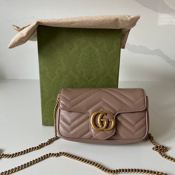 Gucci Super Mini Marmont