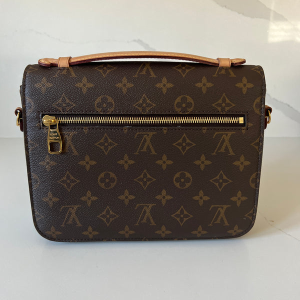 Louis Vuitton Pochette Metis