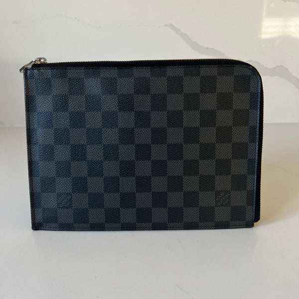 Louis Vuitton Zipped Pouch