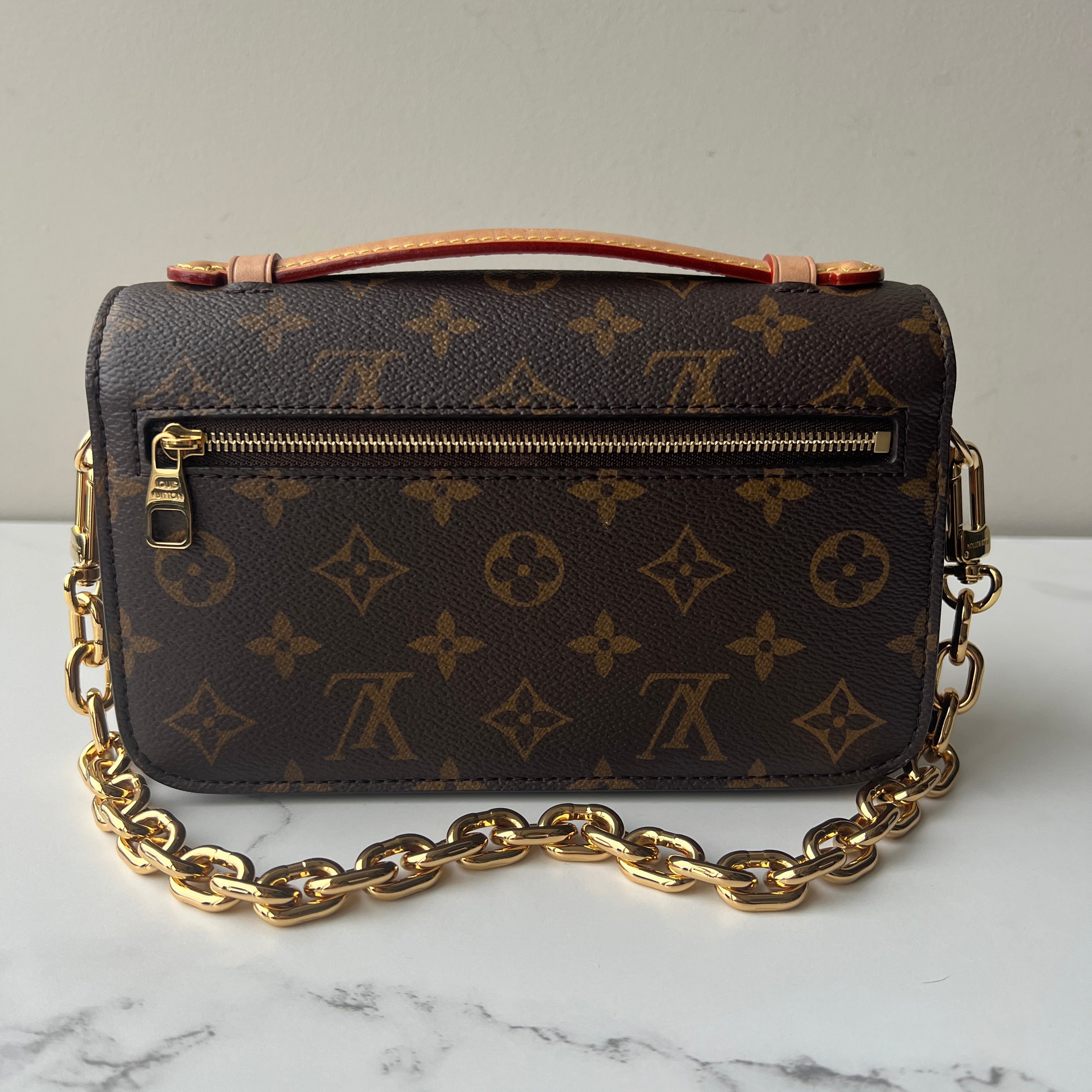 Louis Vuitton Pochette Metis East West