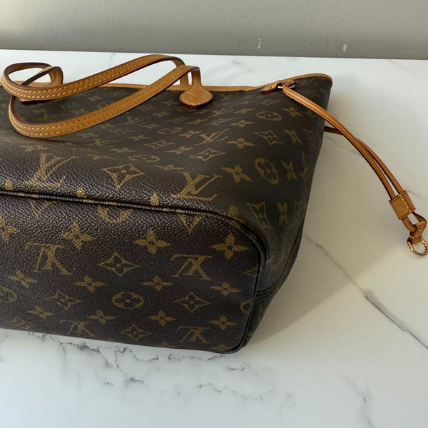 Louis Vuitton Neverfull MM + Pouch