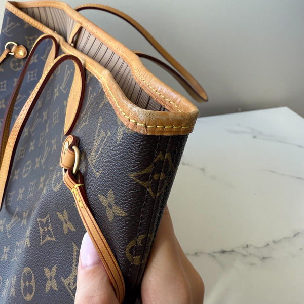 Louis Vuitton Neverfull MM + Pouch