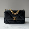 Chanel 19