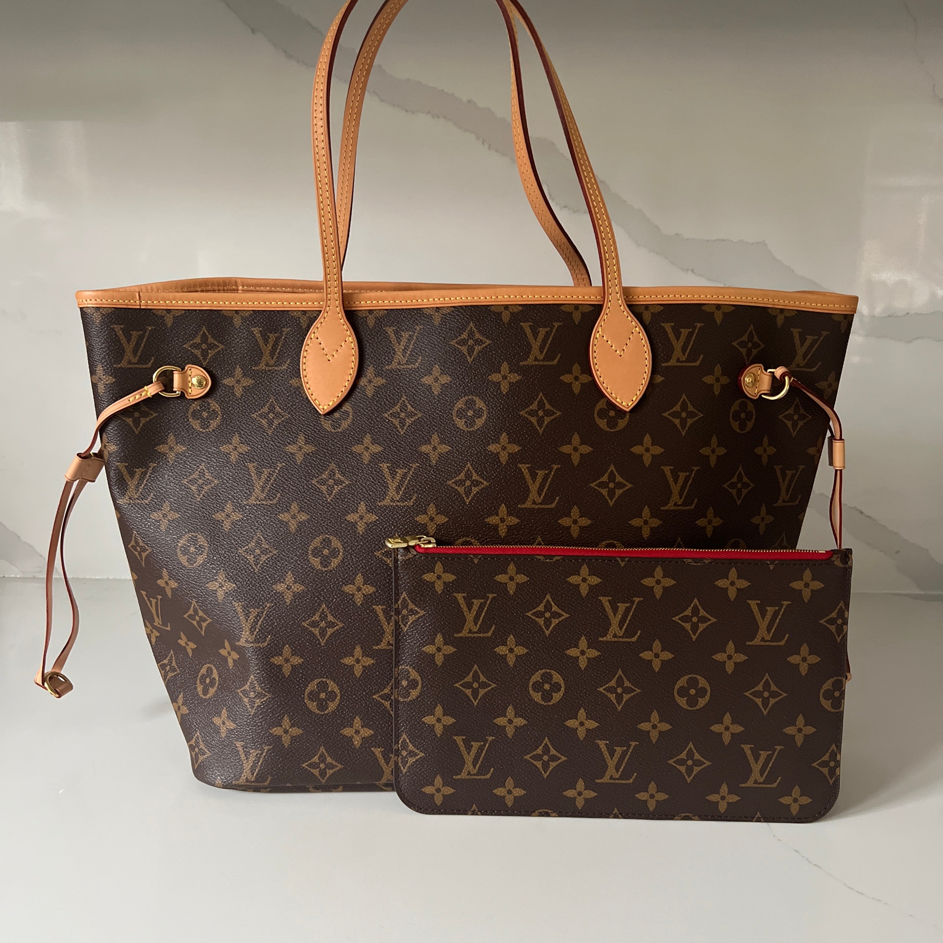 Louis Vuitton Neverfull MM & Pouch