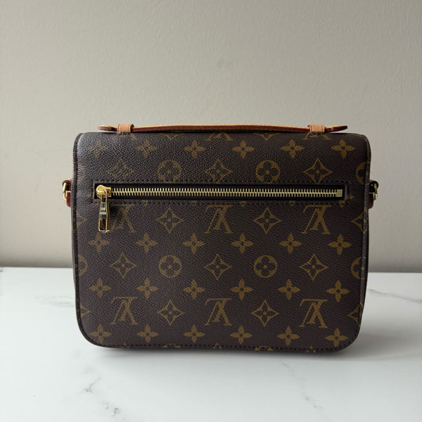 Louis Vuitton Pochette Metis