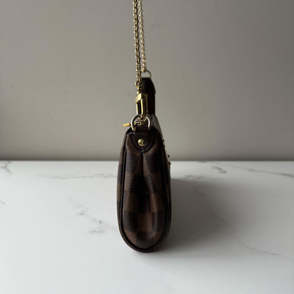 Louis Vuitton Eva Clutch