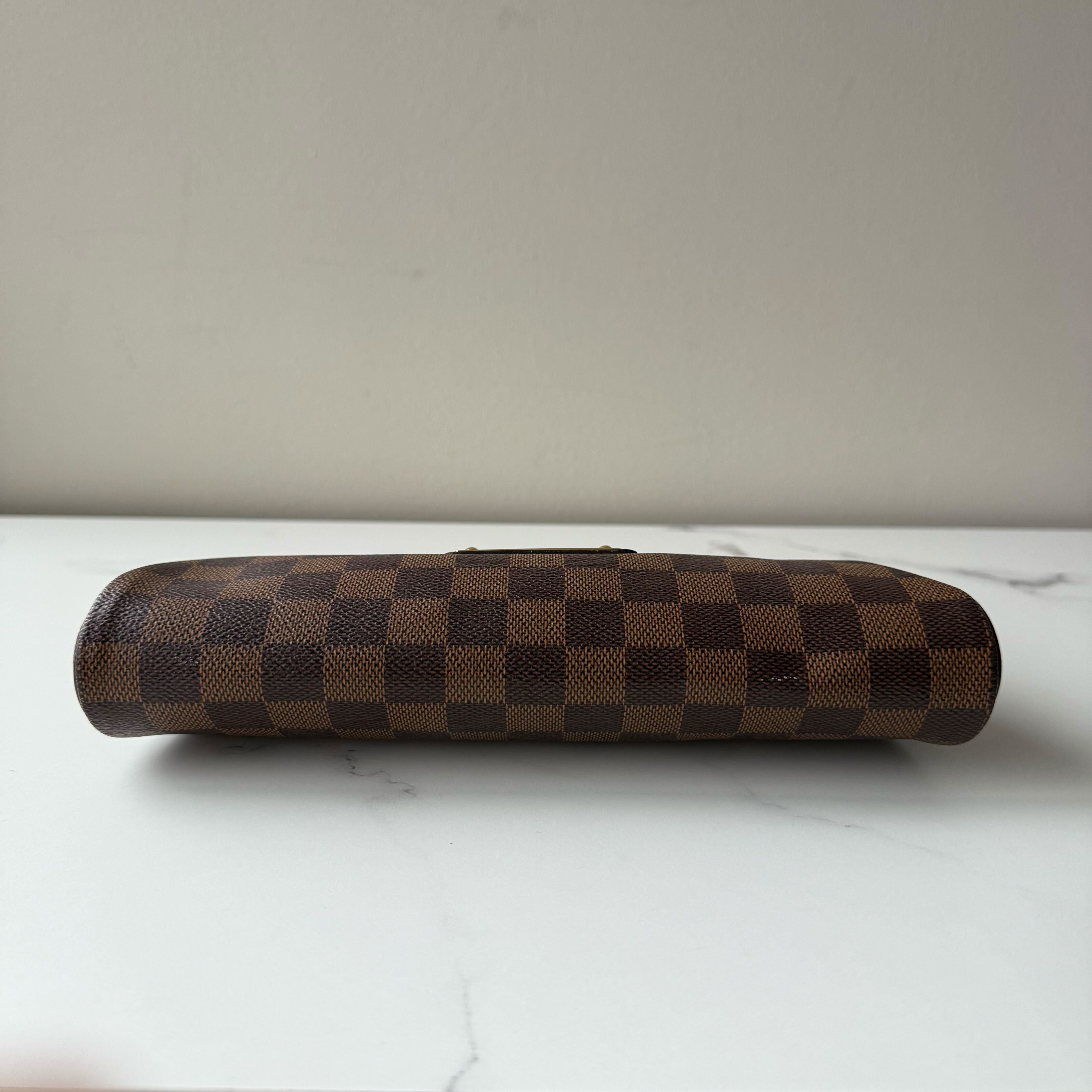 Louis Vuitton Eva Clutch