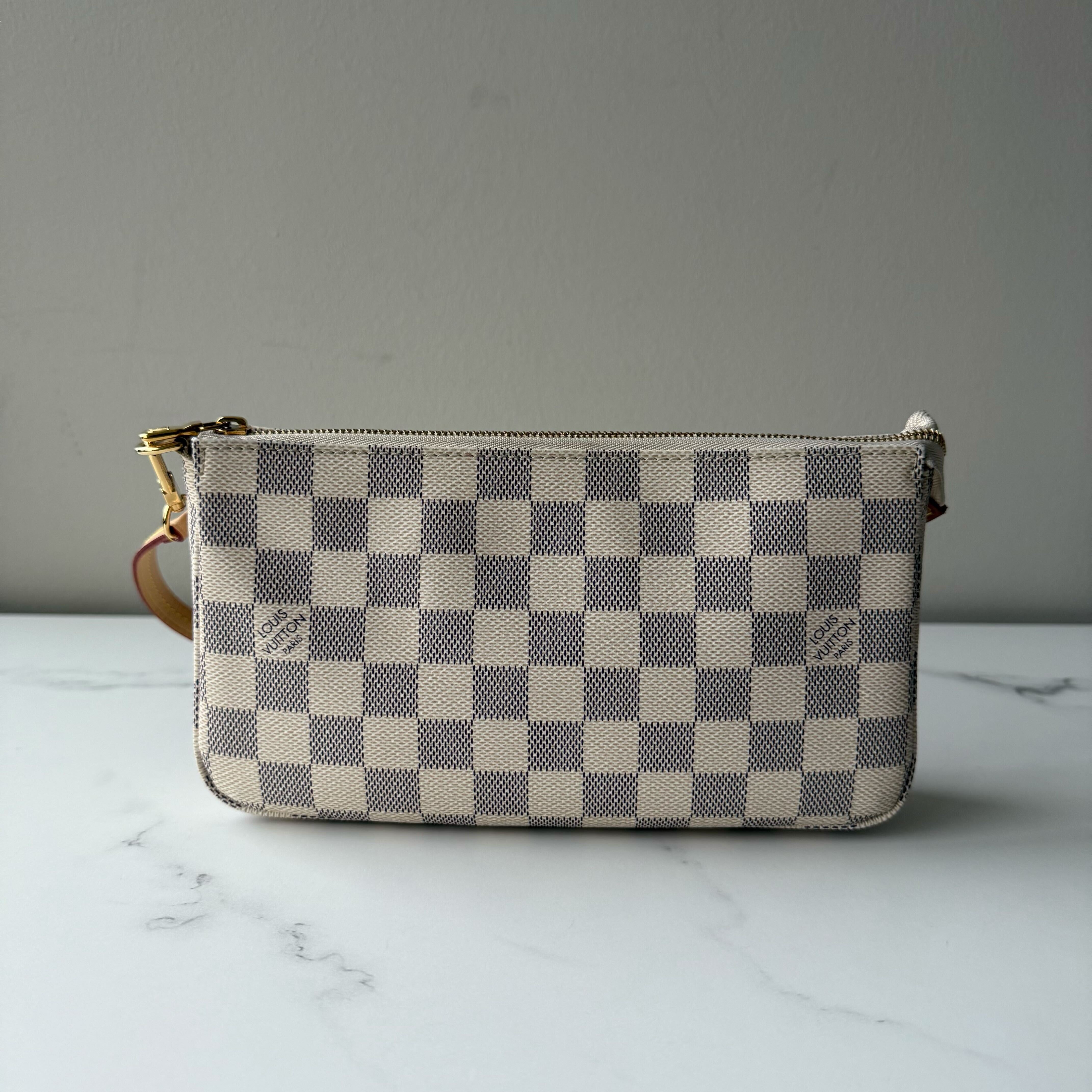 Louis Vuitton Pochette Accessories