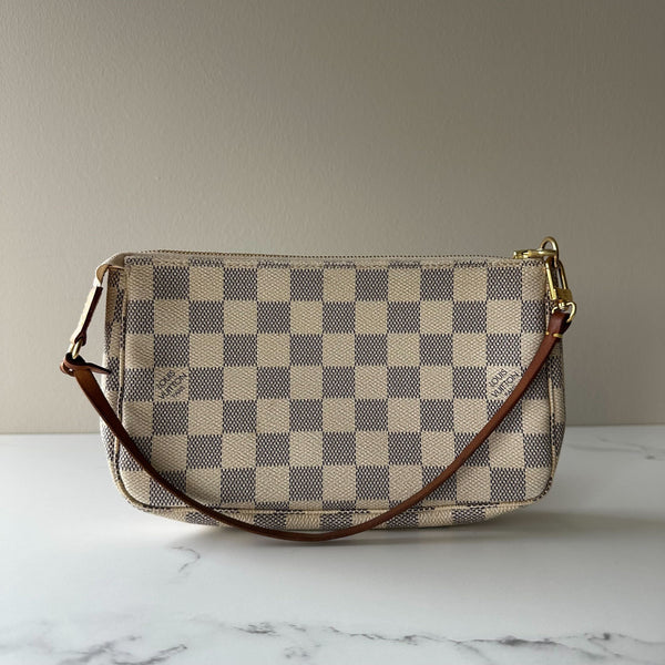 Louis Vuitton Pochette Accessories