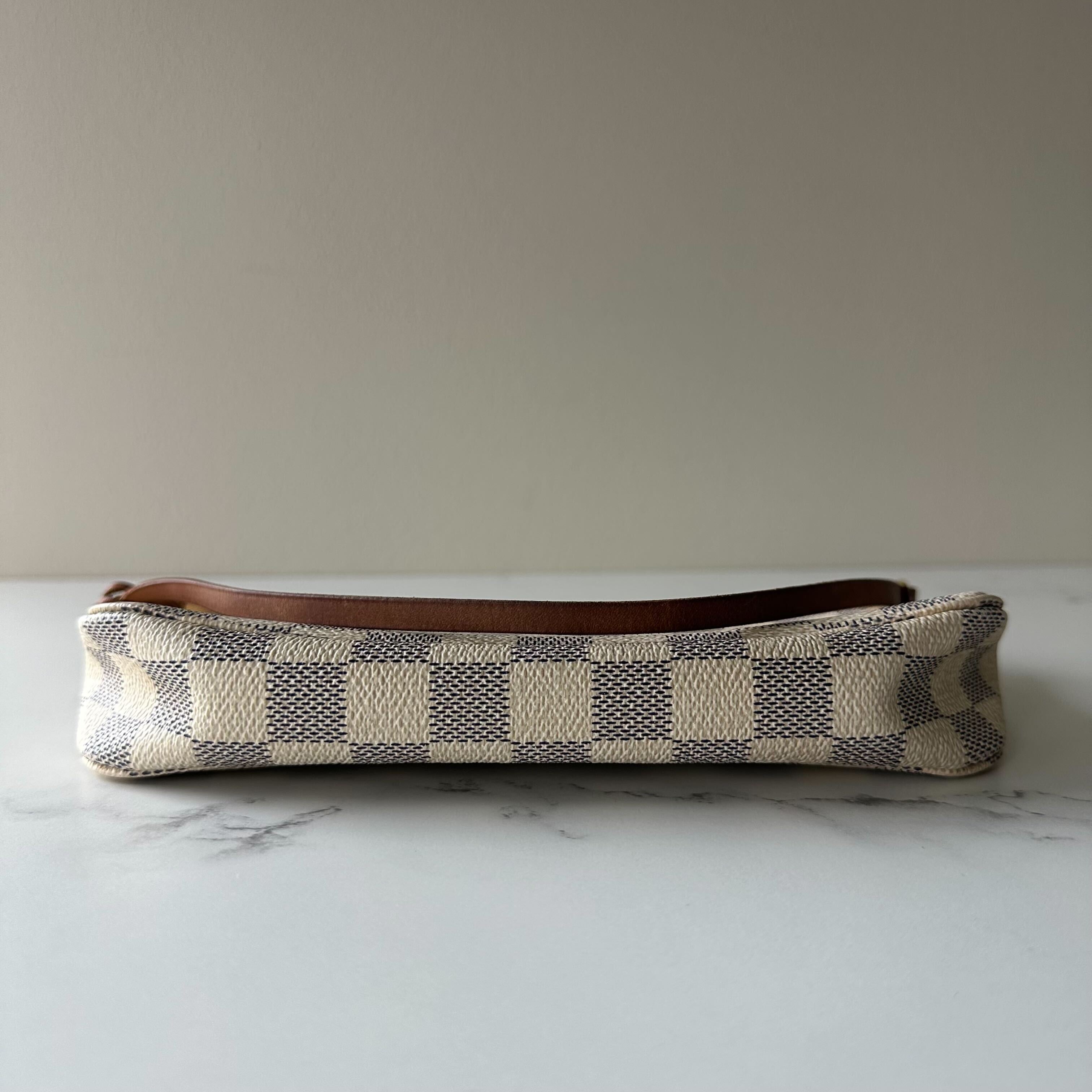 Louis Vuitton Pochette Accessories