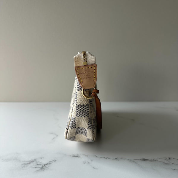 Louis Vuitton Pochette Accessories