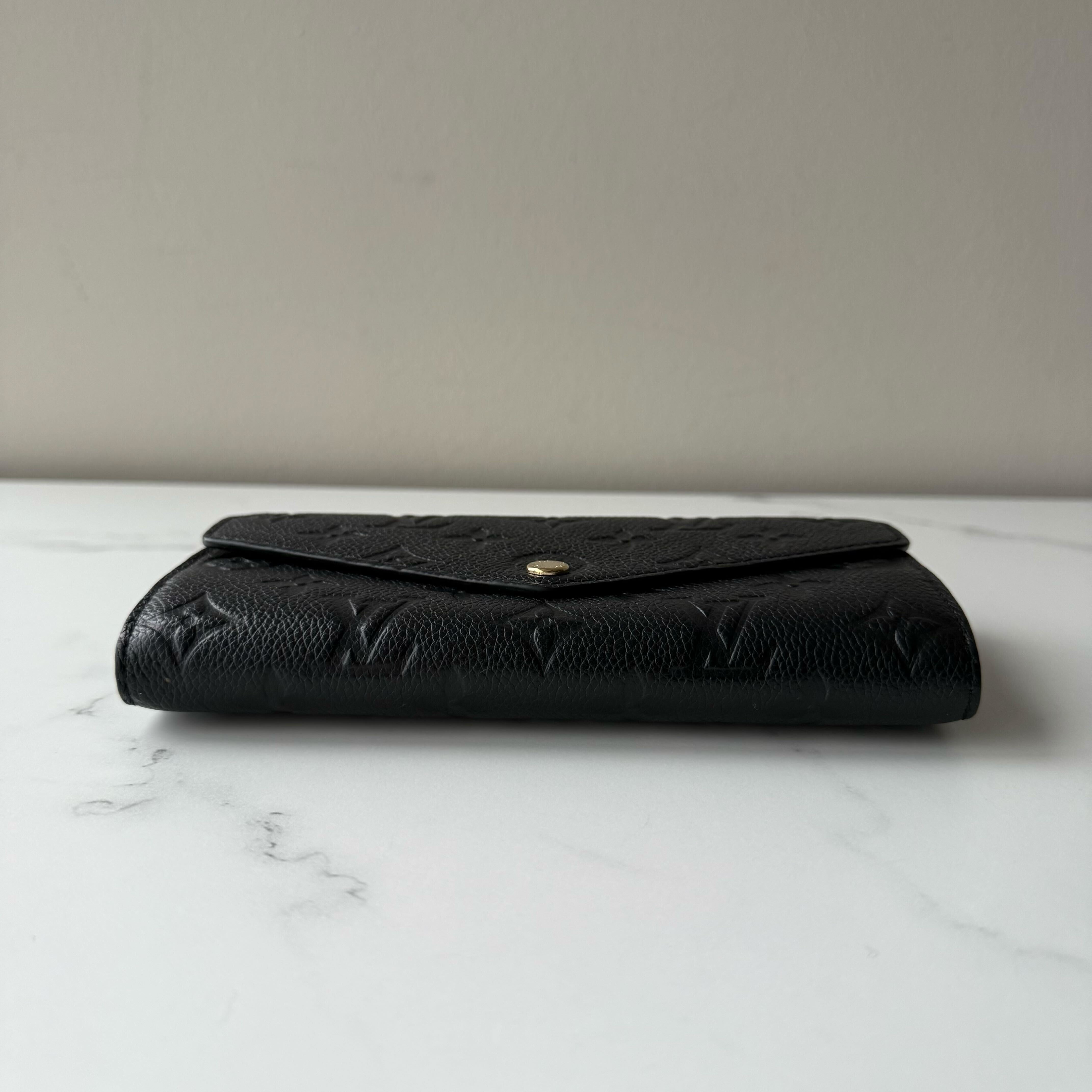 Louis Vuitton Sarah Bi-fold Long Wallet