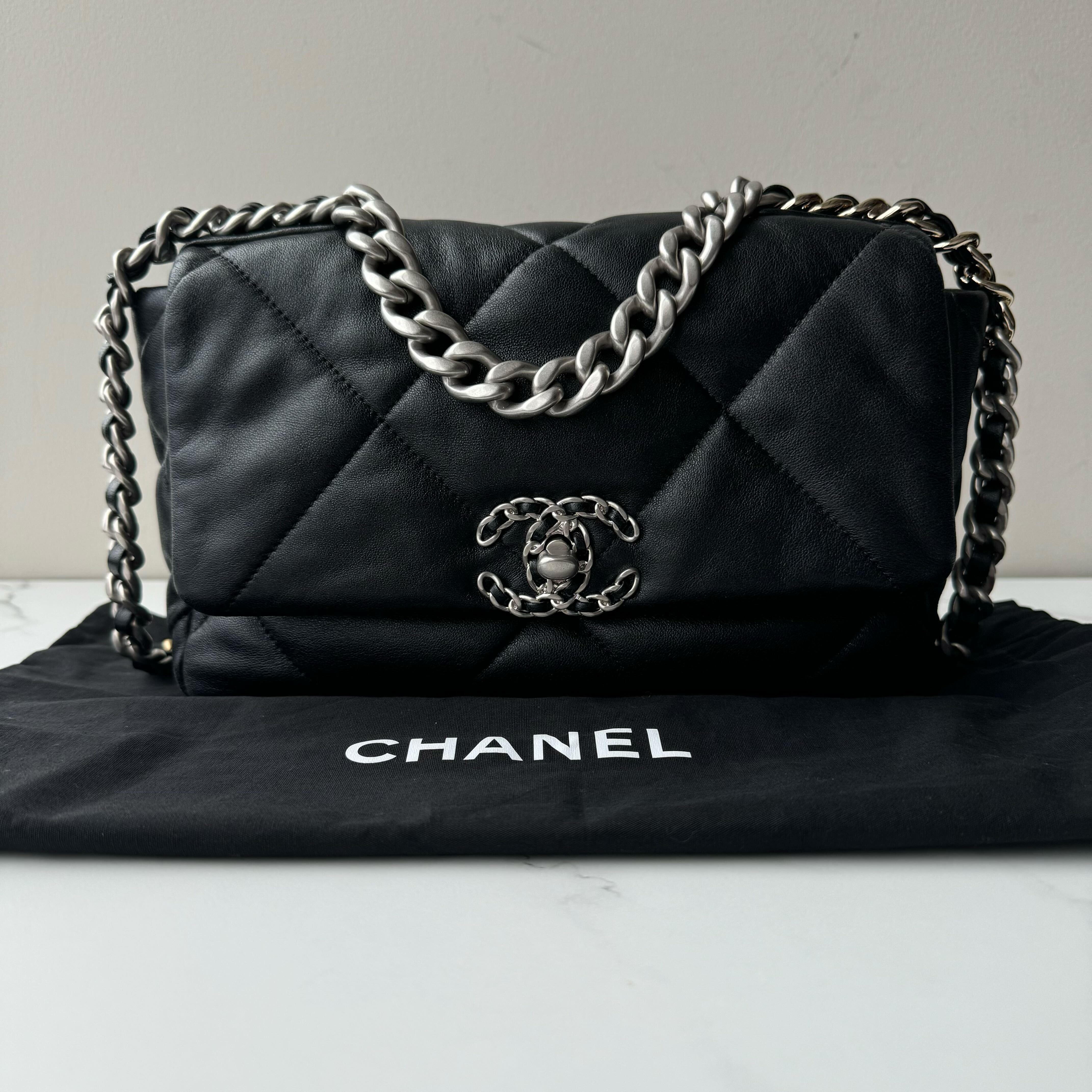 Chanel 19