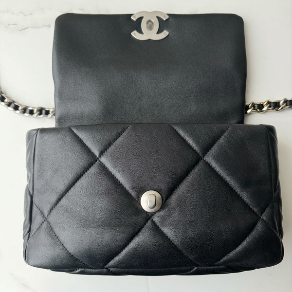 Chanel 19