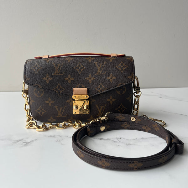 Louis Vuitton Pochette Metis East West