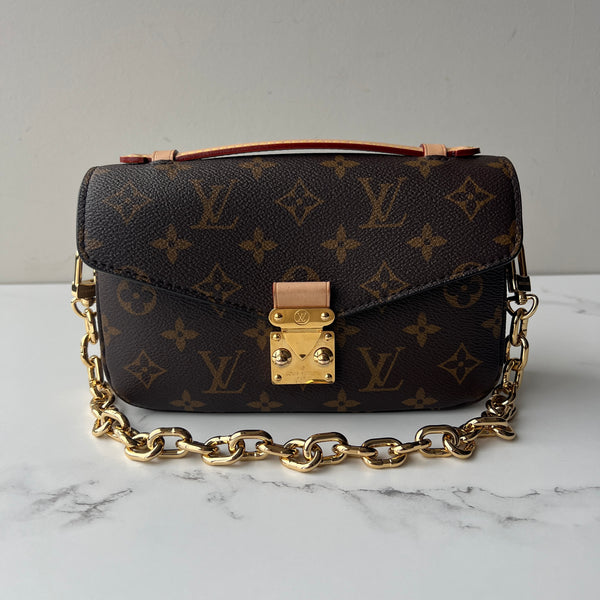 Louis Vuitton Pochette Metis East West