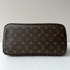 Louis Vuitton Neverfull MM & Pouch