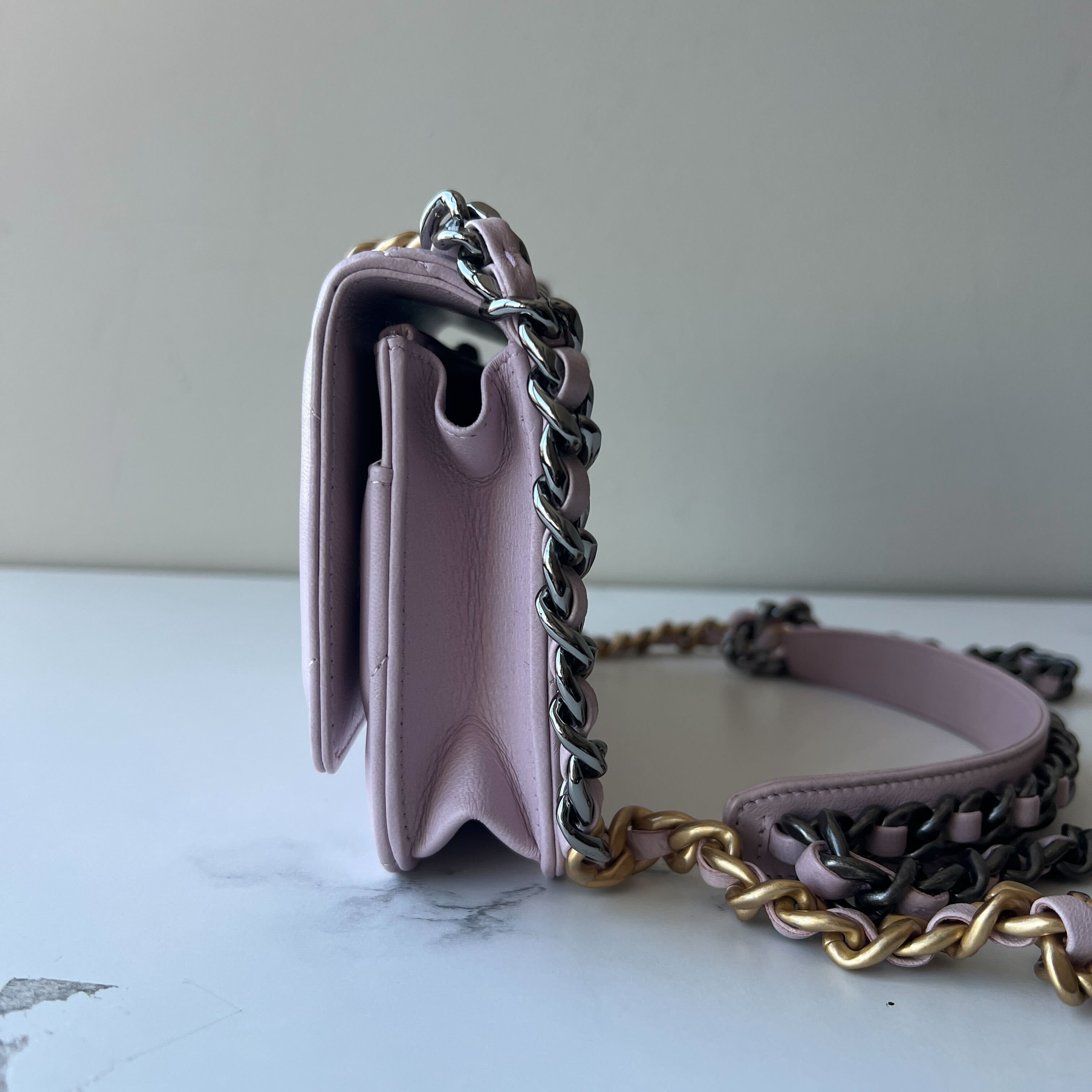 Chanel Wallet On Chain