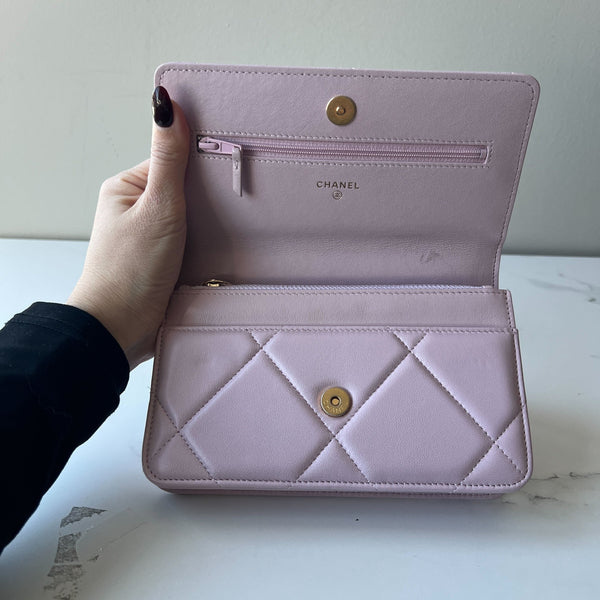 Chanel Wallet On Chain