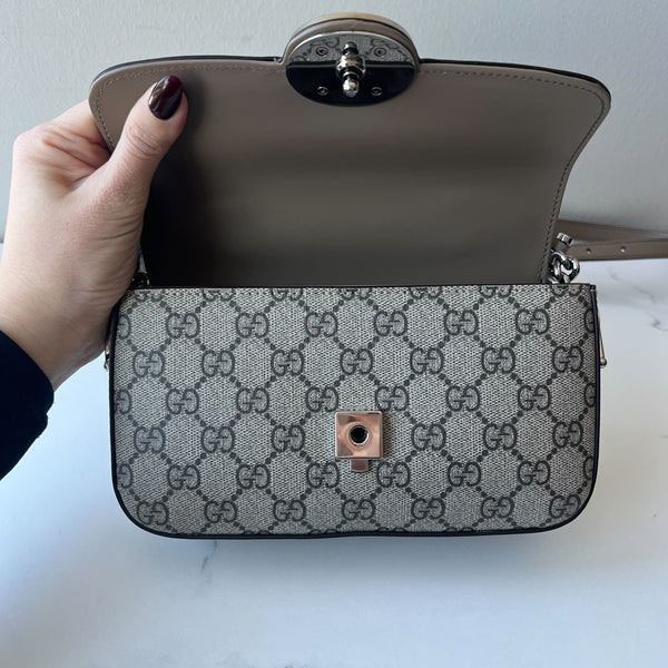 Gucci Double Supreme