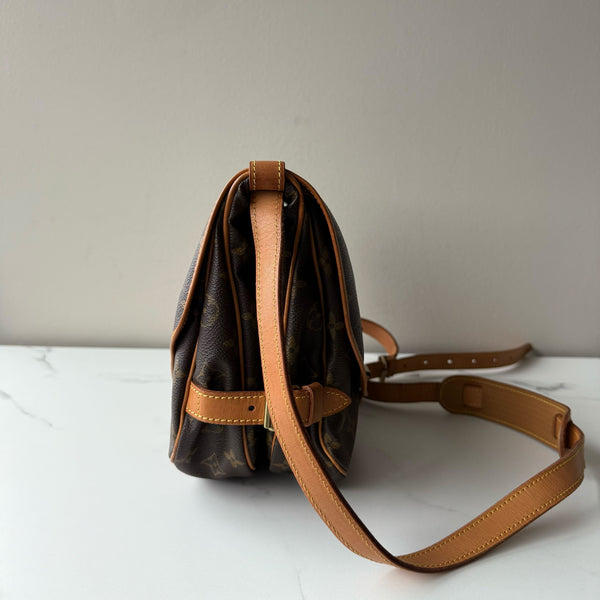 Louis Vuitton Saumur