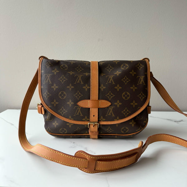 Louis Vuitton Saumur