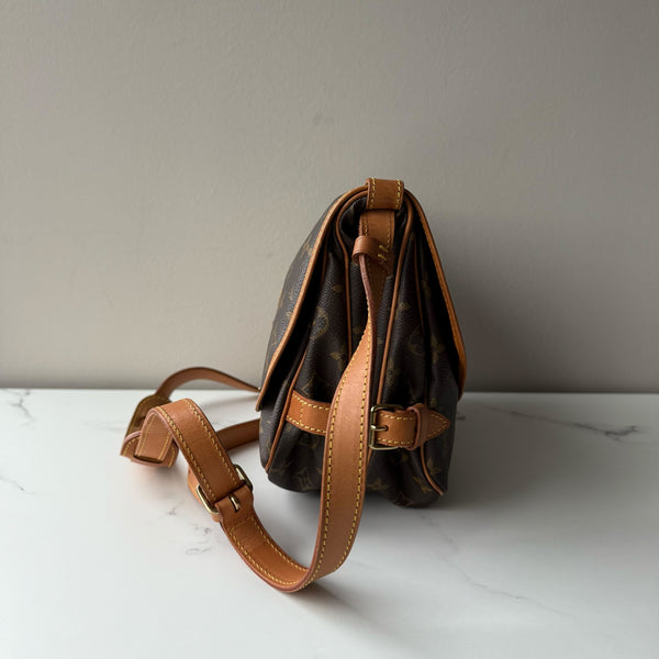 Louis Vuitton Saumur