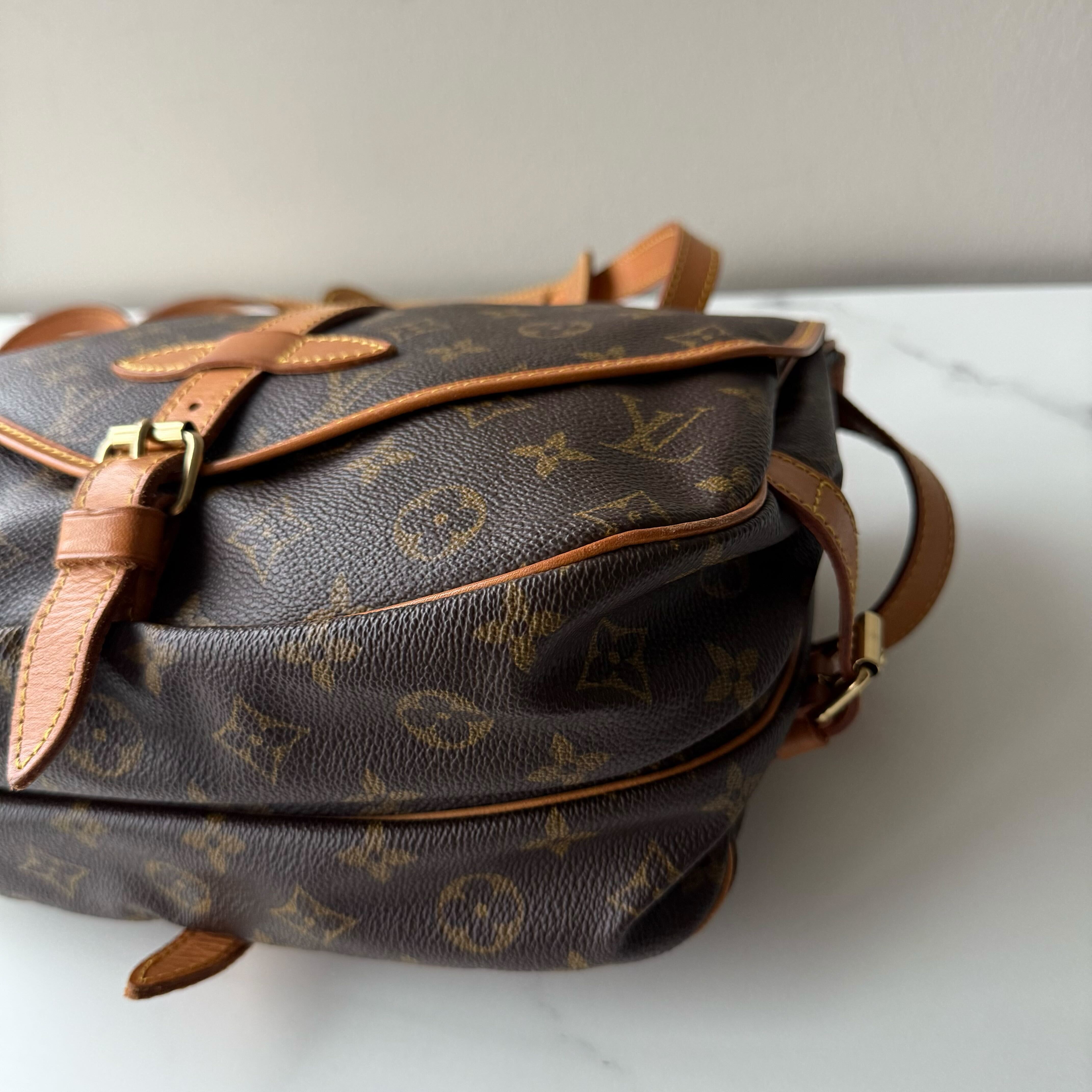 Louis Vuitton Saumur